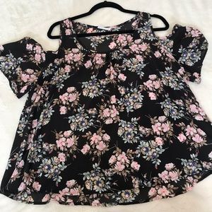 Floral peek a boo shoulder floral blouse